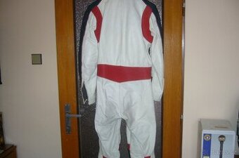 STARÁ KOŽENÁ KOMBINÉZA NA MOTORKU A VÝŠKU 175-178CM