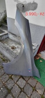 BMW G60 Levý přední blatník orig.