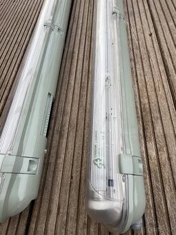 Vlhkotěsná svítidla RITOS 1×36W (model 3109013640) – NEPOUŽI