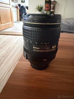 Nikon 24-120 mm f/4,0 AF-S ED VR plus NIKON FTZ II adaptér