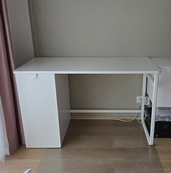 LÄRANDE Ikea psací stůl