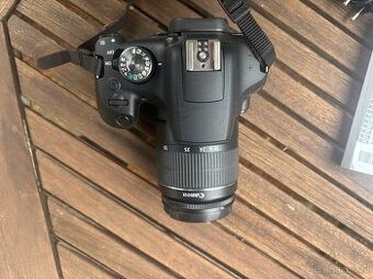 Canon EOS 2000D