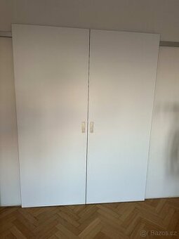 dvoukřídlé posuvné dveře SAPELI - bílá - mat