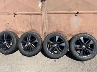 ALU kola+letní pneu org. Škoda 215/55 17’ 5x112