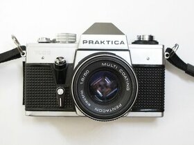 Kinofilmový fotoaparát Praktica PCL3 s objektivem - 1