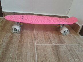 Dívčí skateboard