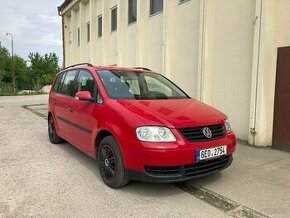 VW TOURAN 1.6FSI 7MÍSTNÝ KLIMA