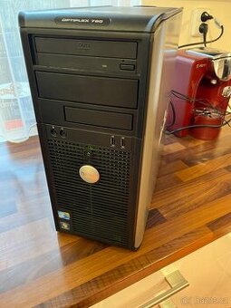 Starší PC - 8gb ram, 500gb hdd, 4jádra