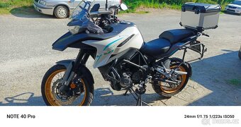 QJ Moto SRT 550