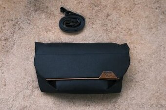 Peak Design Field Pouch V2 - Midnight Blue, nepoužité