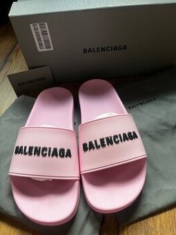 Balenciaga pantofle