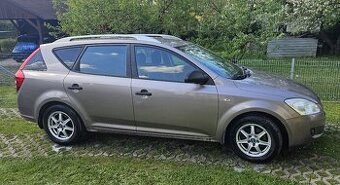 Kia Ceed 1,6 CRDi SW Původ ČR 1.majitel