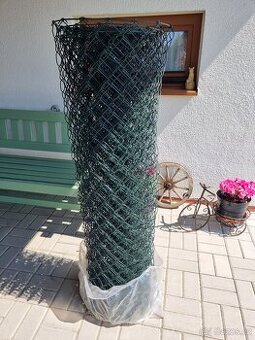 Zelené pletivo