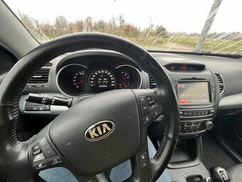 Kia Sorento 2.0CRDi KAMERA TAŽNÉ 7MÍST SERVISKA