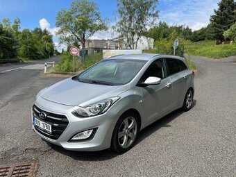 Hyundai i30 kombi - 1.6 MPI 88kw 2016