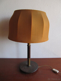 stolní lampa