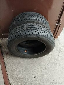 Pneu 195/65 R15 zimní - 1