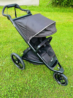 Kočárek Thule Urban Glide 2 Black to Black