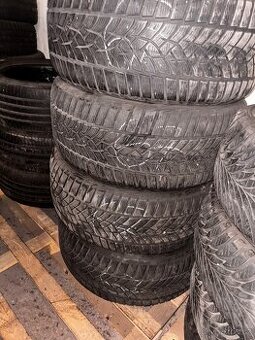 255/45R19 104V celoroční goodyear