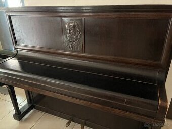 Pianino August Förster