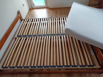 Postel ze smrku 180 x 200 cm