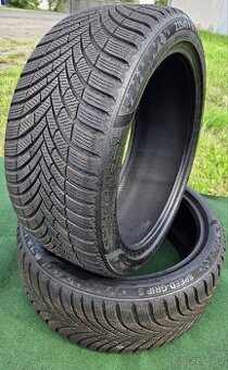 2ks pěkných zimních pneu Semperit 235/40/19