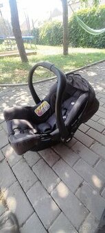 Autosedačka vajíčko zn.Joie