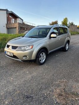Mitsubishi Outlander II 2.0DiD 103kw, 1.maj.,nové v ČR - 1