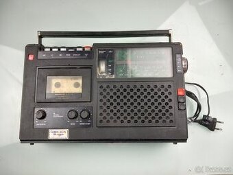 Radiomagnetofon RFT Stern R 4100
