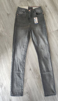 Pepperts – nové dívčí rifle vel. 158