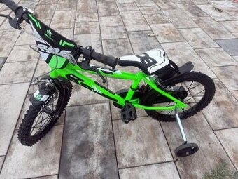 Dětské kolo Dino Bikes zelené 16 s helmou