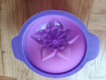 Silikonová forma na bábovku