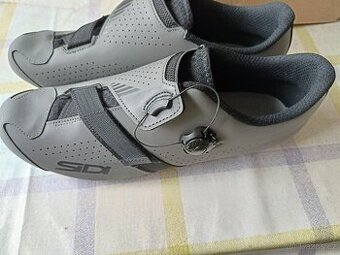 Silniční tretry Sidi Prima vel. 50