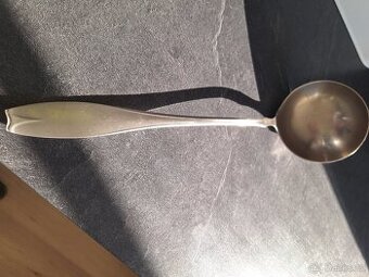 Stará velká naběračka