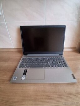 Prodám notebook Lenovo Idea Pad 3 15IIL05 - 1