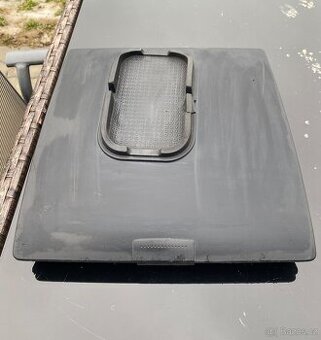 Vrchní kastlík s držákem na tel a vyp Airbagu Vw Scharan