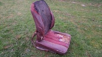 Sedadlo z veterána 1933-1945