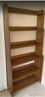 Leskvik / Regál / Knihovna