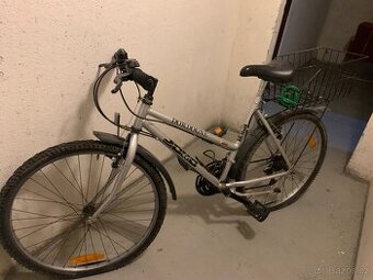 Starší dámské kolo