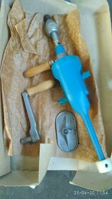 Ruční vrtačka - r.v.1968 orig.balení, nepoužité