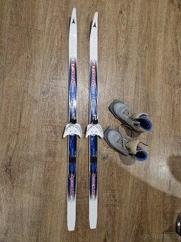 Dětské běžecké lyže 120cm + boty vel.35