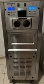 Zmrzlinový stroj SPACEMAN 6250A