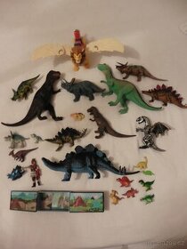Dinosauři 23ks