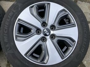 Letní sada KIA NIRO 16" 5x114,3 MICHELIN 205/60R16 - 1