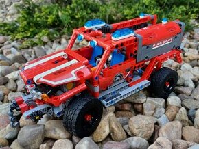 Lego Technic 42075 - Záchranné auto