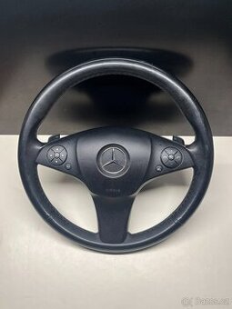 //Volant Mercedes-Benz W204//