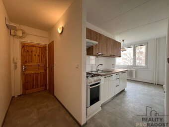Pronájem bytu 2+1 ve Znojmě, byt 2+1 Znojmo Pražská, 59m2, b