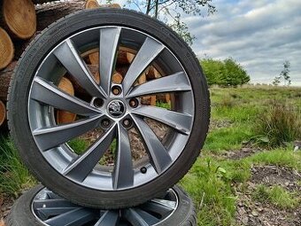 Originál ALU kola Škoda Octavia R18 + letní pneu