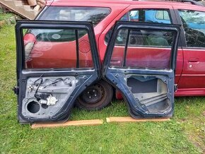 Zadní dveře Volkswagen golf 4 kombi