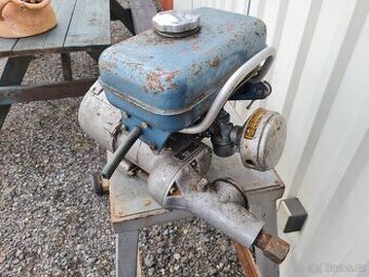 Lodní motor - 1